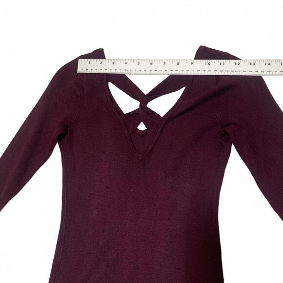 Guess Women's Size XSmall Burgundy 3/4 Sleeve Crisscross Neck Shirt Top - Picture 5 of 14